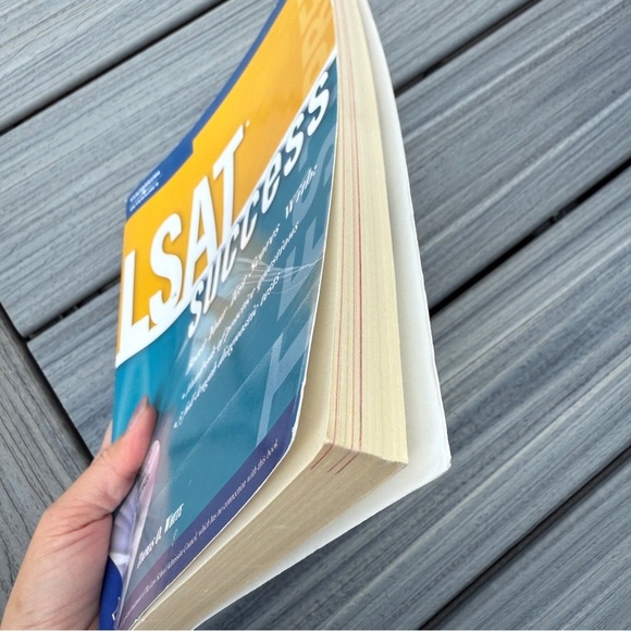 LSAT Prep Book with CD - Picture 4 of 17